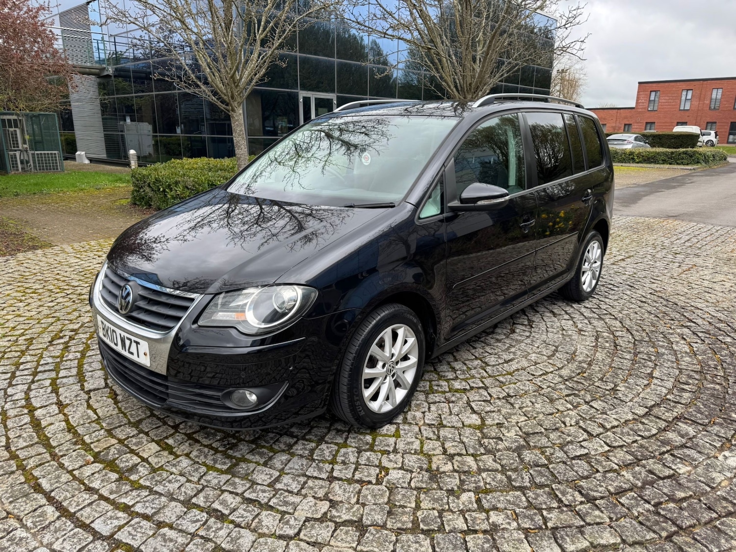 Used Volkswagen Touran 2010 for sale - 78123029: Photo 4