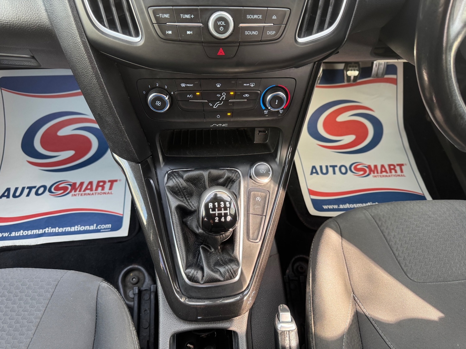 Used Ford Focus 2015 for sale - 78212121: Photo 14