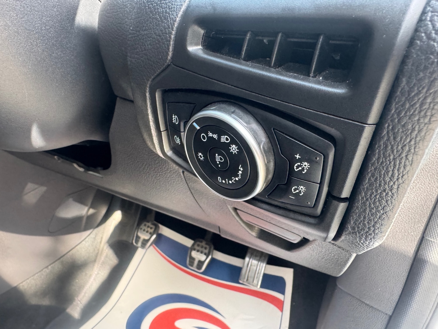 Used Ford Focus 2015 for sale - 78212121: Photo 18