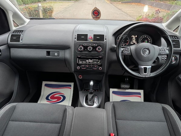 Used Volkswagen Touran 2014 for sale - 76277112: Photo 11