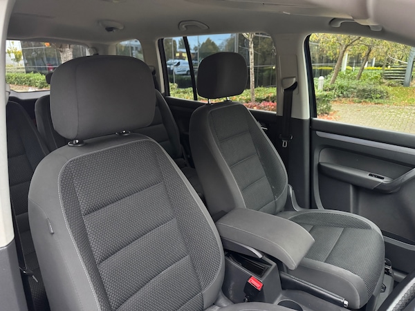 Used Volkswagen Touran 2014 for sale - 76277112: Photo 14