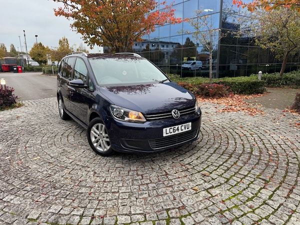 Used Volkswagen Touran 2014 for sale - 76277112: Photo 1