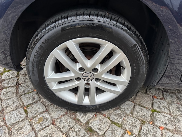 Used Volkswagen Touran 2014 for sale - 76277112: Photo 37