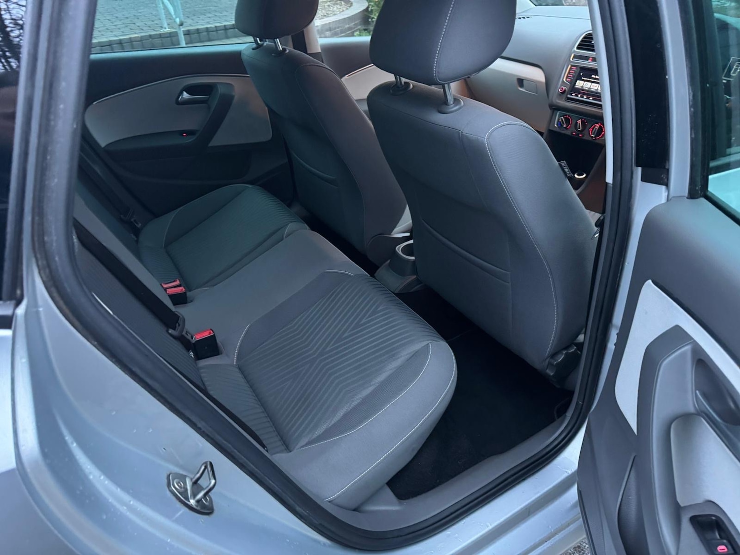 Used Volkswagen Polo 2015 for sale - 77382008: Photo 18