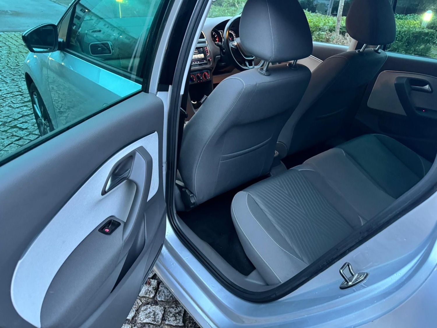 Used Volkswagen Polo 2015 for sale - 77382008: Photo 24