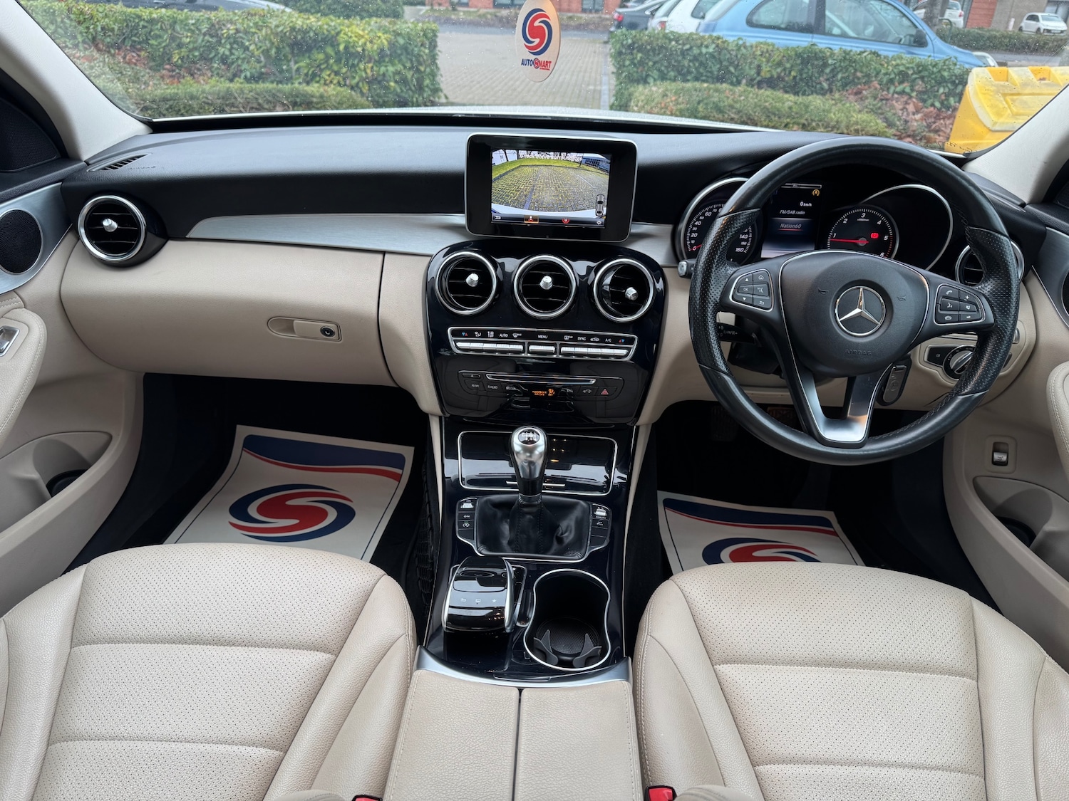 Used Mercedes-Benz C Class 2014 for sale - 77148948: Photo 10