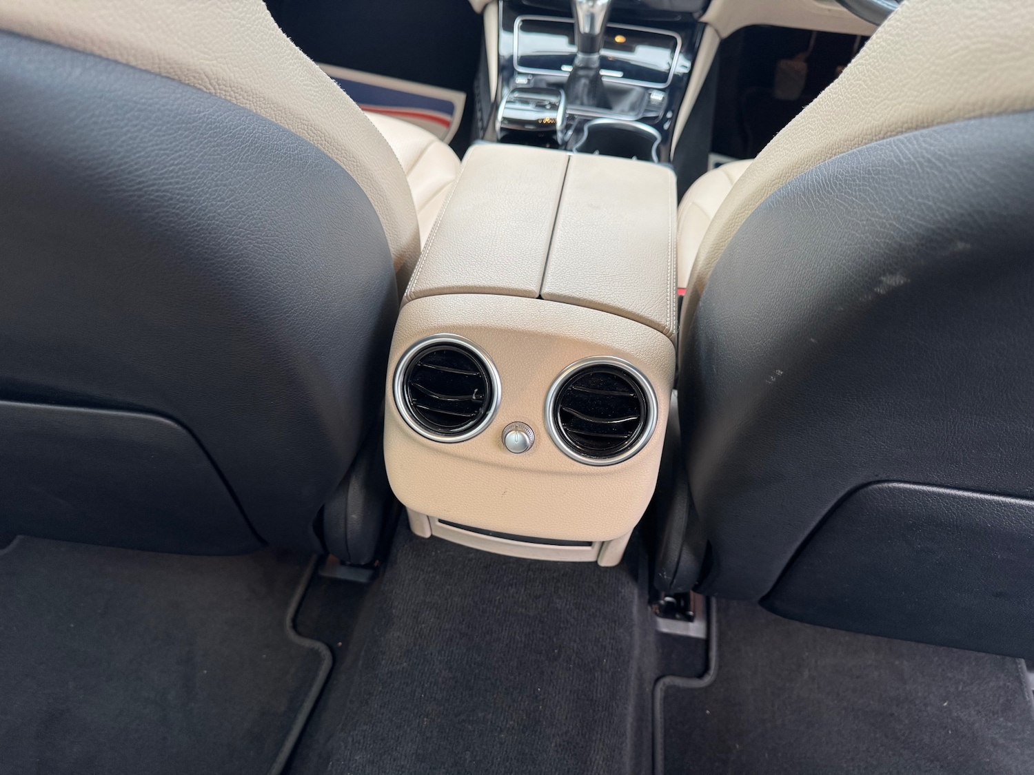 Used Mercedes-Benz C Class 2014 for sale - 77148948: Photo 25