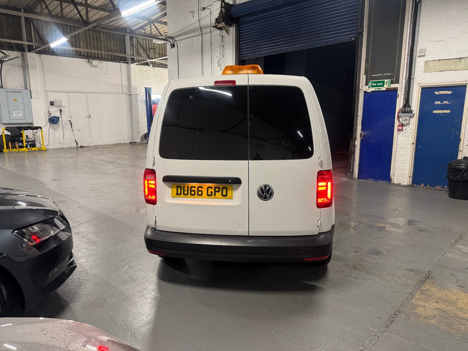 Used Volkswagen Caddy 2016 for sale - 76579762: Photo 3