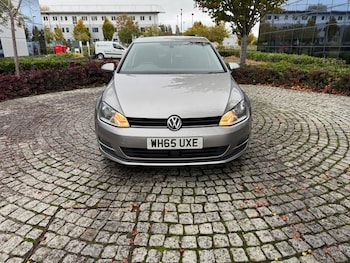 Used Volkswagen Golf 2015 for sale - 76171326: Photo