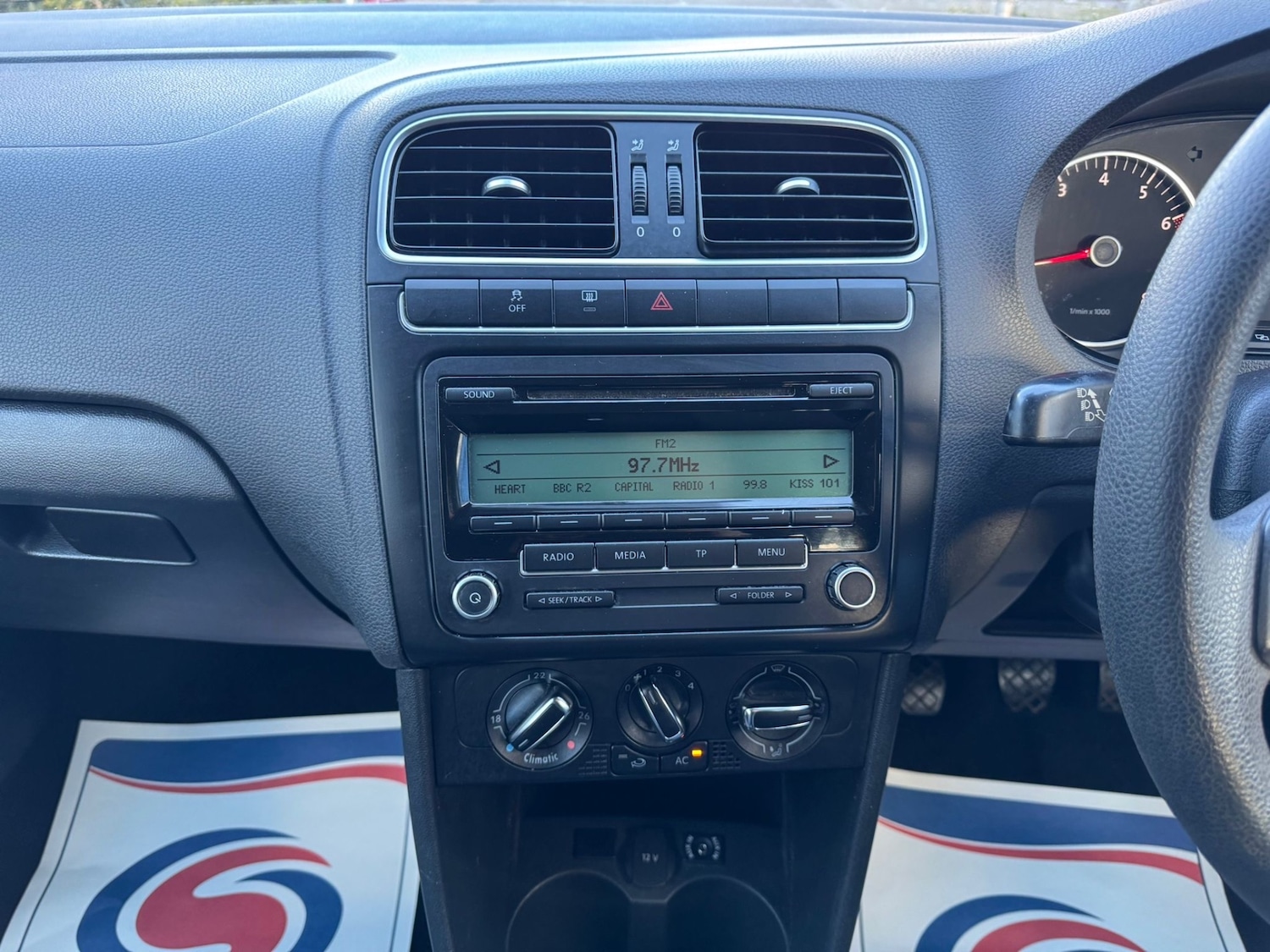 Used Volkswagen Polo 2009 for sale - 78107033: Photo 15