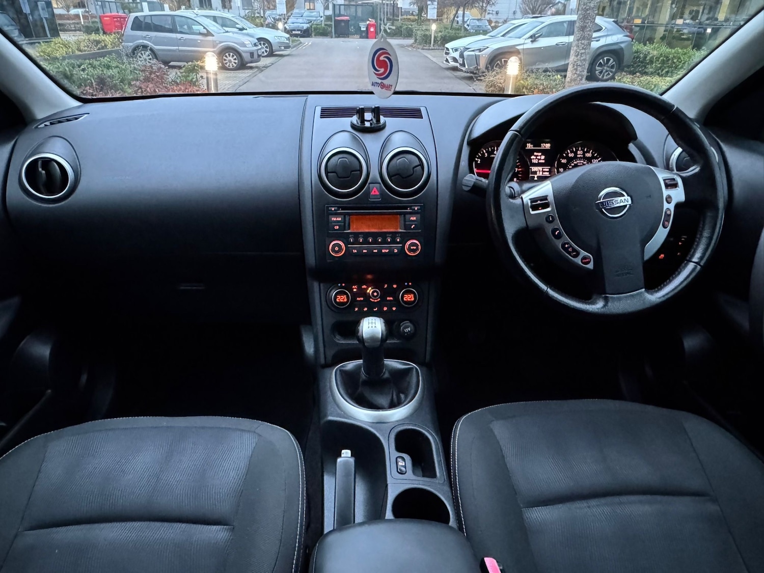 Used Nissan Qashqai 2011 for sale - 76580335: Photo 10