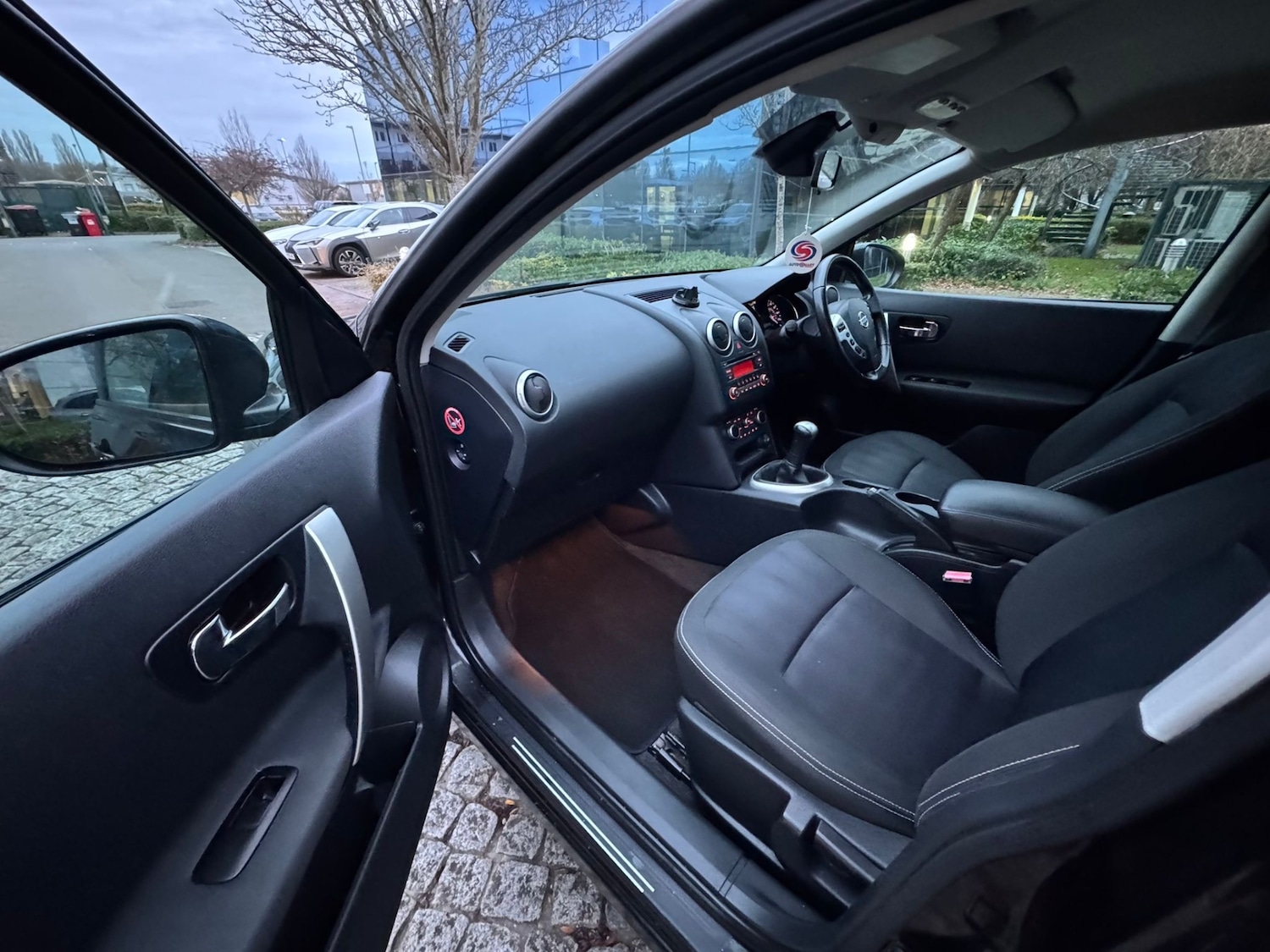 Used Nissan Qashqai 2011 for sale - 76580335: Photo 16