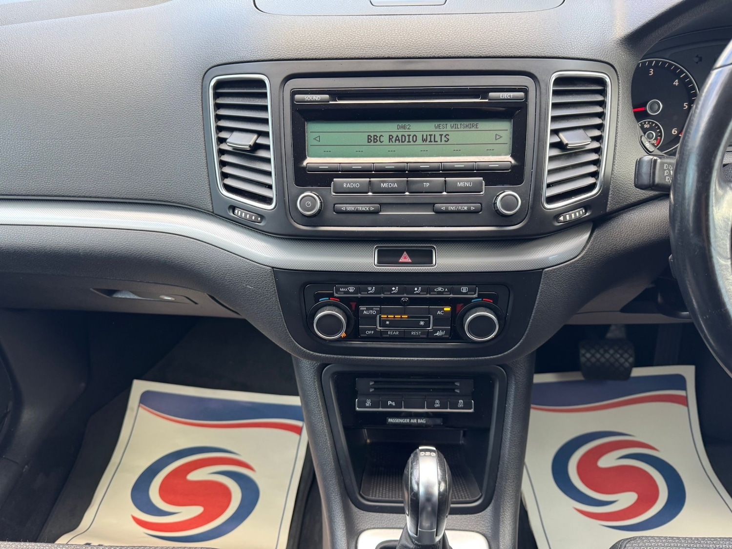 Used Volkswagen Sharan 2011 for sale - 77901251: Photo 13