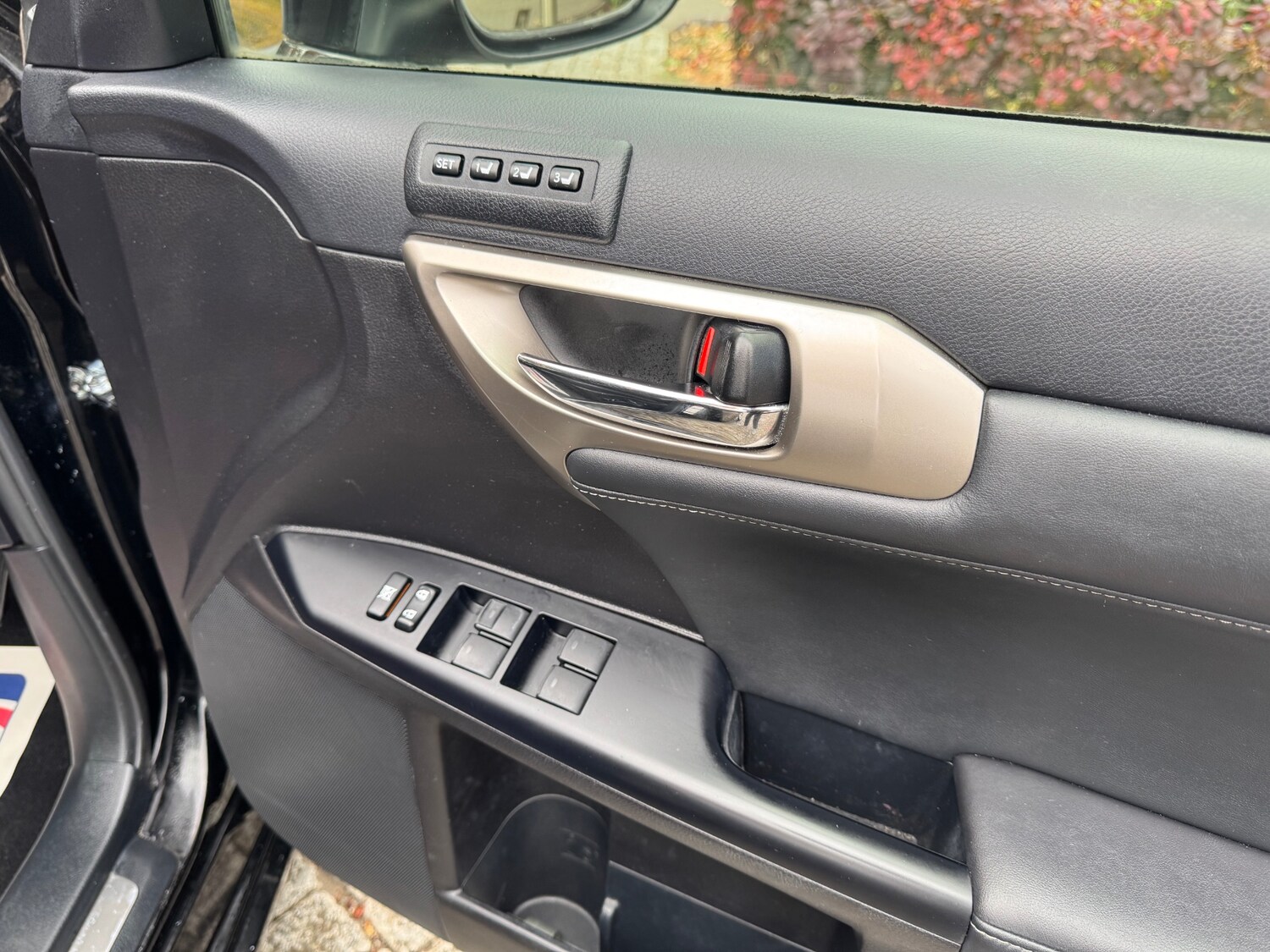 Used Lexus CT 2014 for sale - 76309567: Photo 16