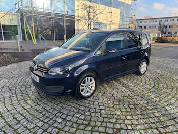 Used Volkswagen Touran 2013 for sale - 77045671: Photo