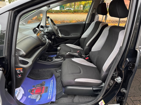 Used Honda Jazz 2014 for sale - 76171290: Photo 25