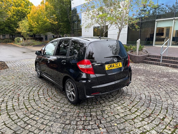 Used Honda Jazz 2014 for sale - 76171290: Photo 6