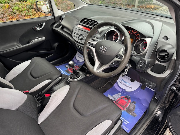 Used Honda Jazz 2014 for sale - 76171290: Photo 9