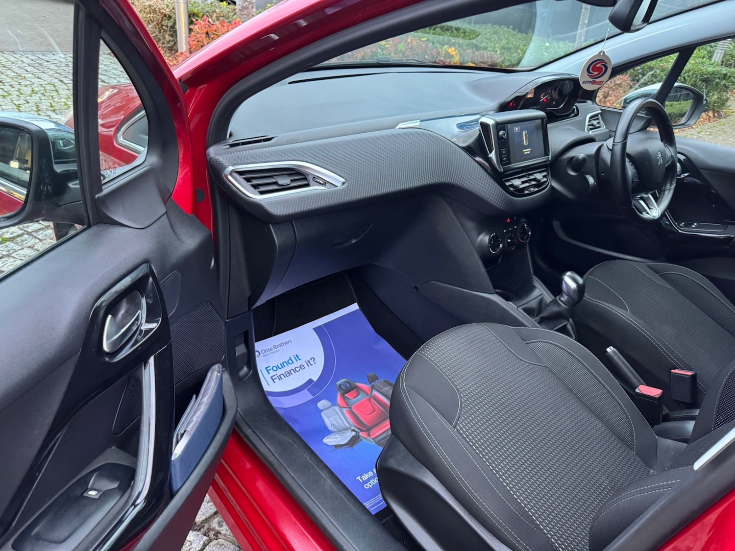 Used Peugeot 208 2016 for sale - 76577511: Photo 12