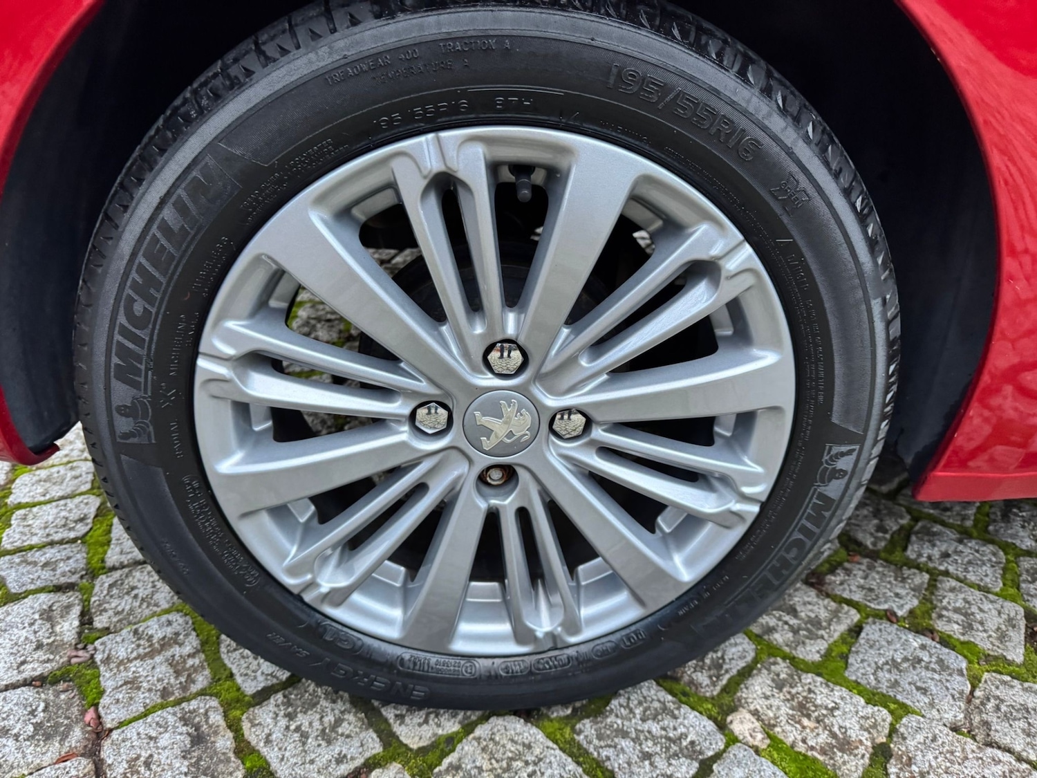 Used Peugeot 208 2016 for sale - 76577511: Photo 17