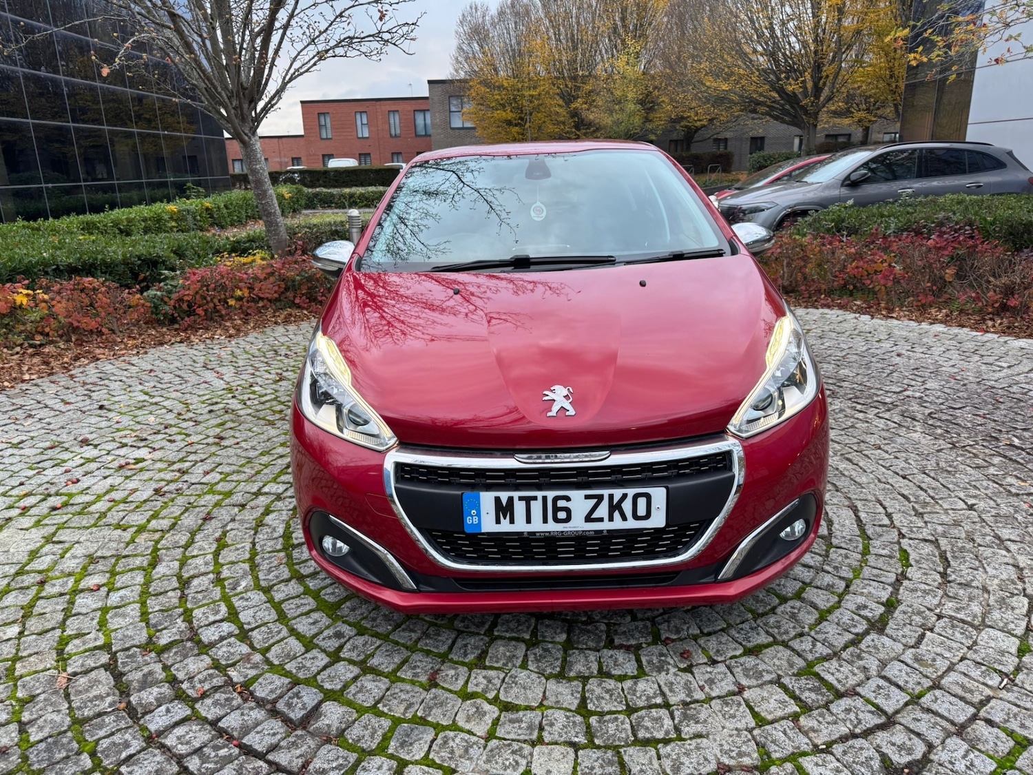 Used Peugeot 208 2016 for sale - 76577511: Photo 2