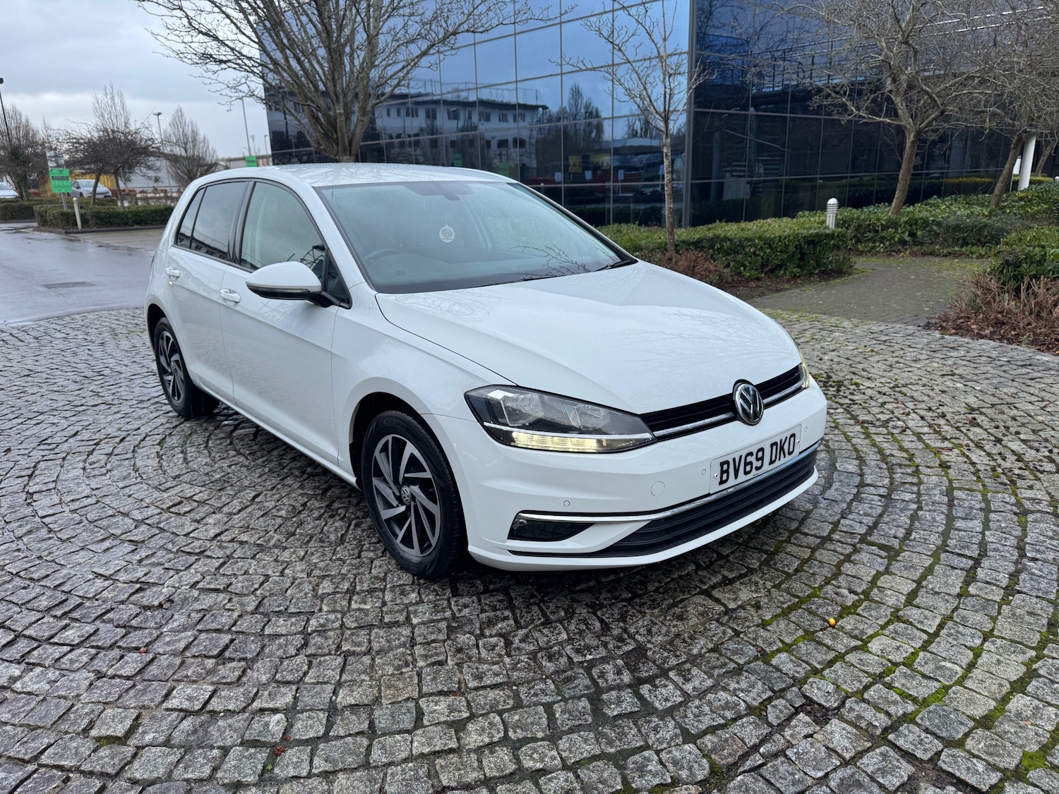 Used Volkswagen Golf 2019 for sale - 77382017: Photo 3