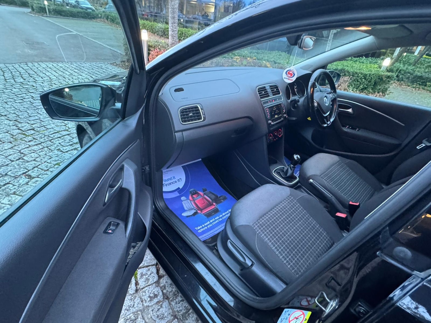 Used Volkswagen Polo 2017 for sale - 76577761: Photo 14