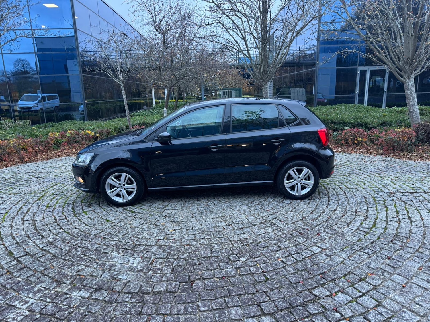 Used Volkswagen Polo 2017 for sale - 76577761: Photo 9