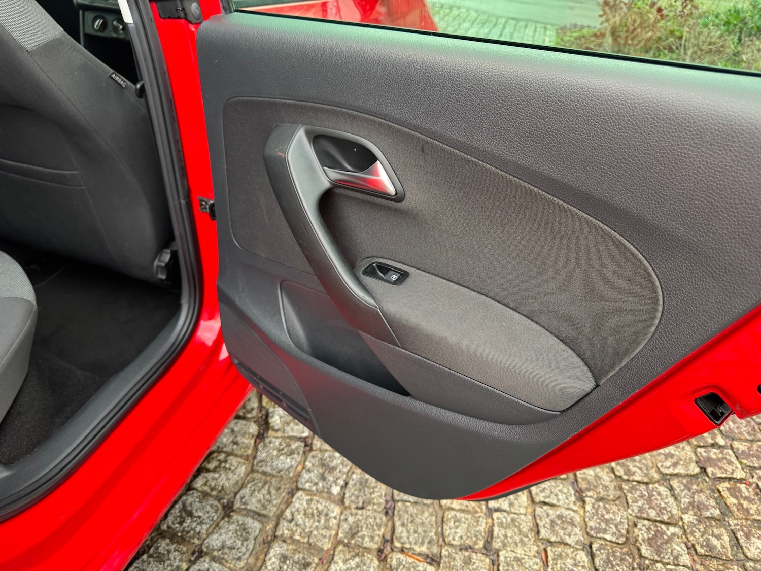 Used Volkswagen Polo 2012 for sale - 76892220: Photo 16