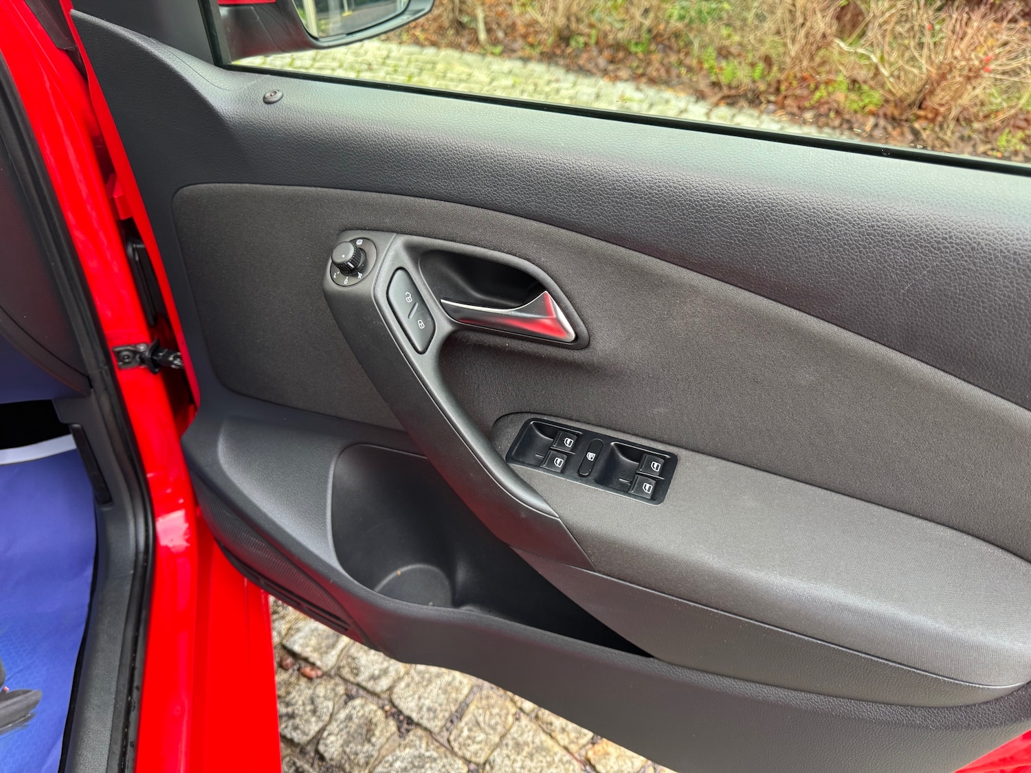 Used Volkswagen Polo 2012 for sale - 76892220: Photo 18