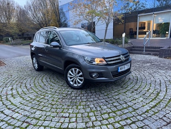 Volkswagen - Tiguan