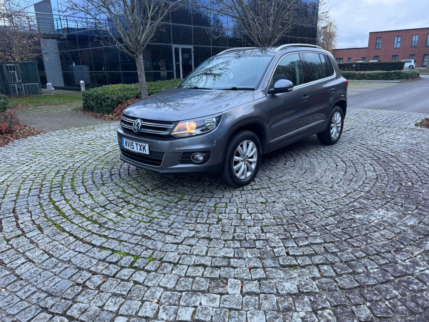 Used Volkswagen Tiguan 2015 for sale - 76578112: Photo 3