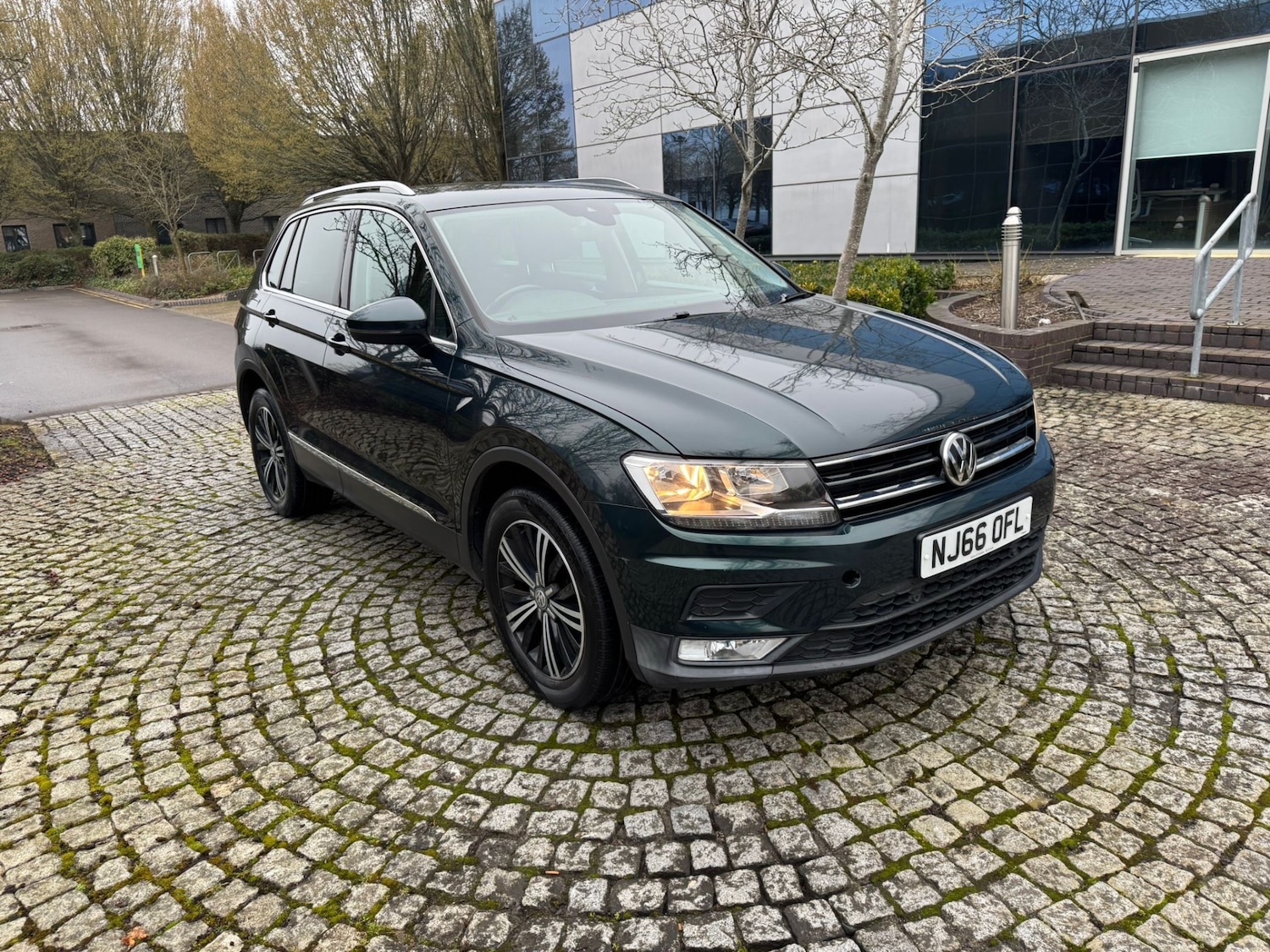 Used Volkswagen Tiguan 2016 for sale - 77901331: Photo 3