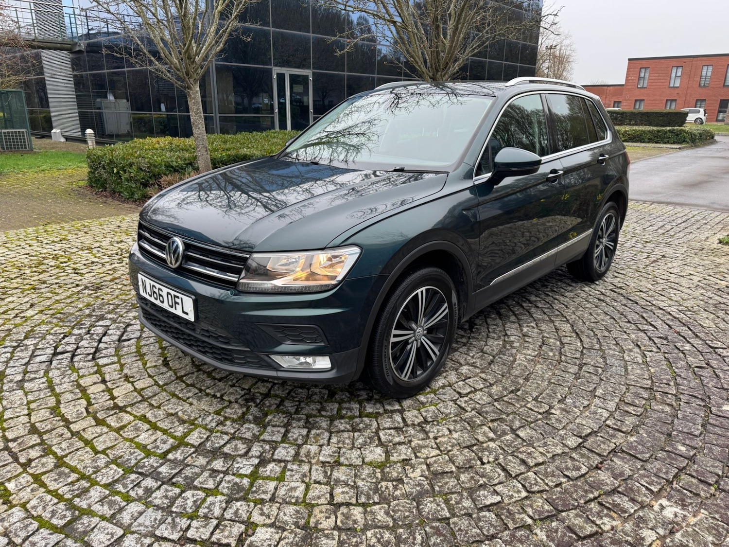 Used Volkswagen Tiguan 2016 for sale - 77901331: Photo 4