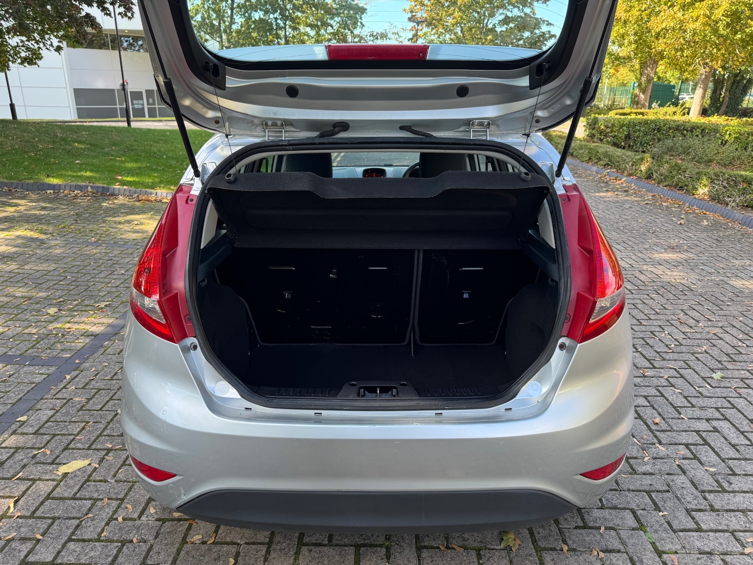 Used Ford Fiesta 2010 for sale - 76018266: Photo 18