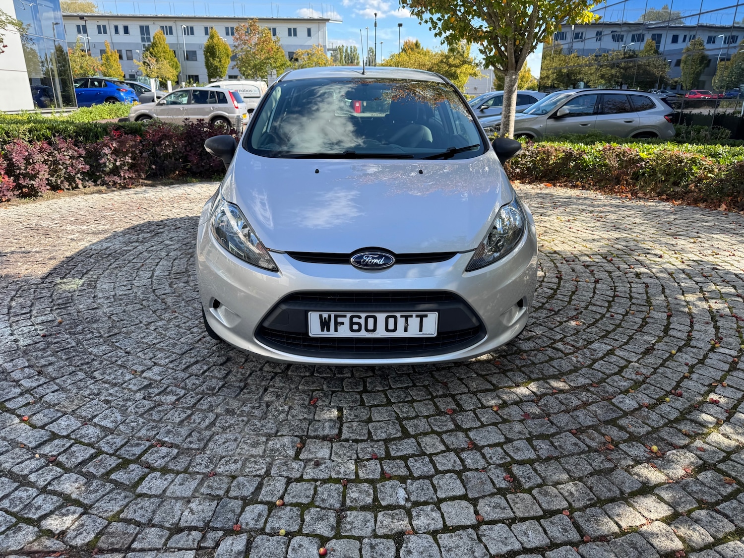 Used Ford Fiesta 2010 for sale - 76018266: Photo 2