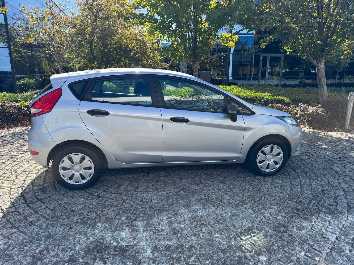 Used Ford Fiesta 2010 for sale - 76018266: Photo 6