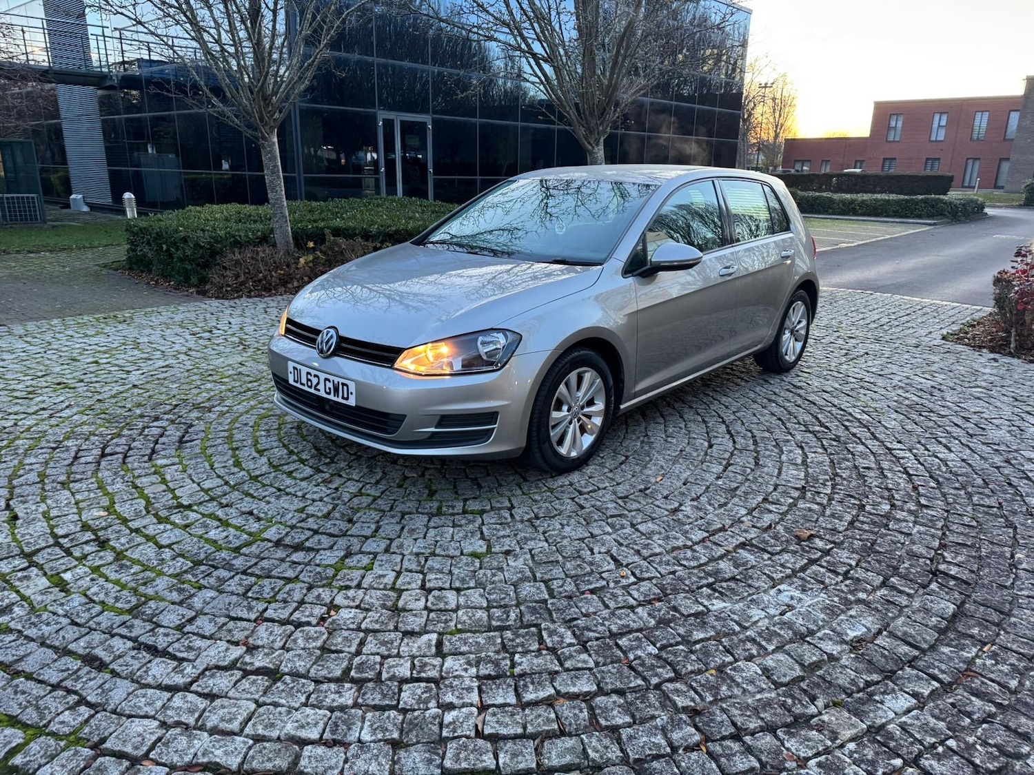 Used Volkswagen Golf 2013 for sale - 76663736: Photo 3