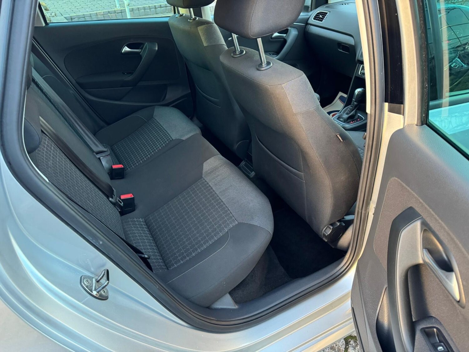 Used Volkswagen Polo 2015 for sale - 77901031: Photo 17