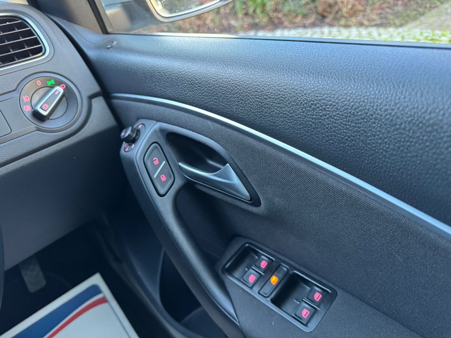 Used Volkswagen Polo 2015 for sale - 77901031: Photo 19