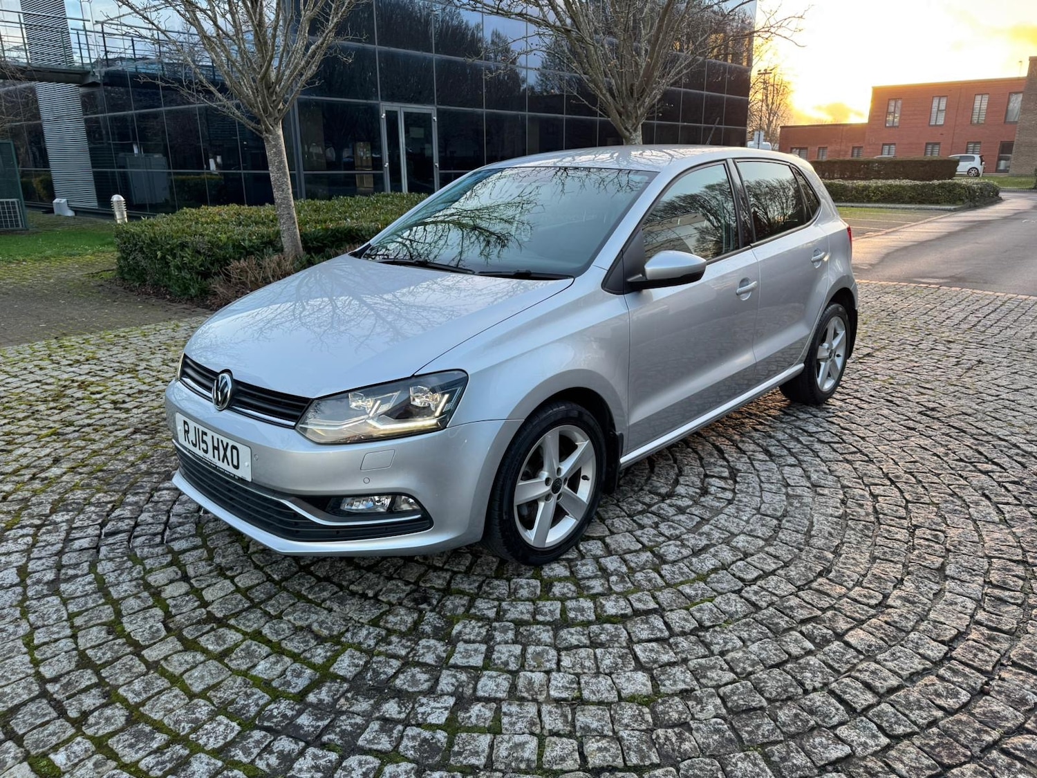 Used Volkswagen Polo 2015 for sale - 77901031: Photo 3