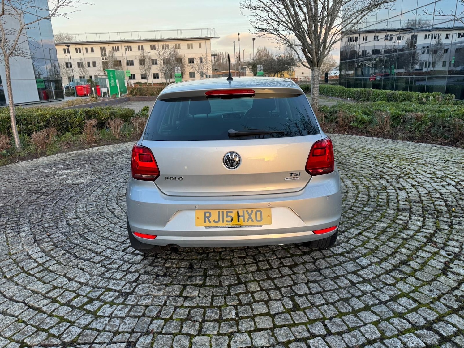 Used Volkswagen Polo 2015 for sale - 77901031: Photo 5