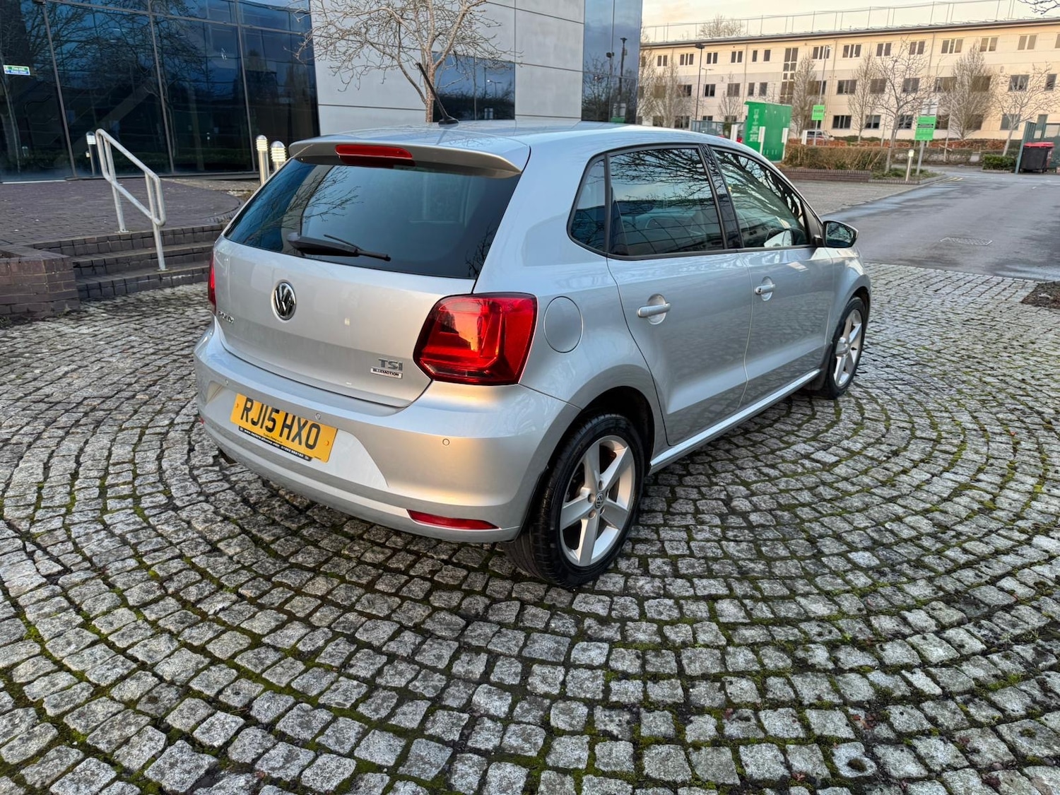 Used Volkswagen Polo 2015 for sale - 77901031: Photo 8