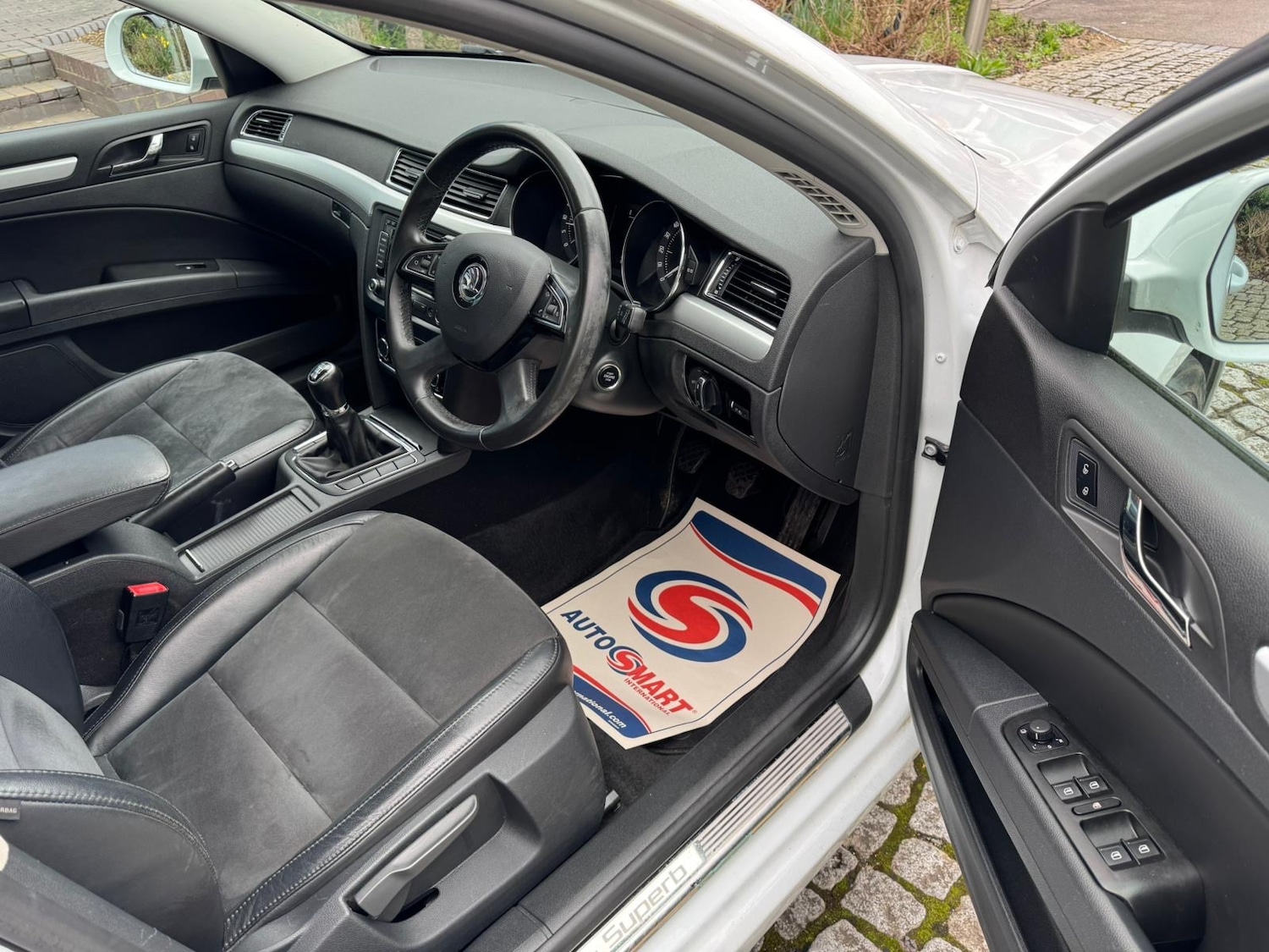 Used Skoda Superb 2014 for sale - 77901244: Photo 11