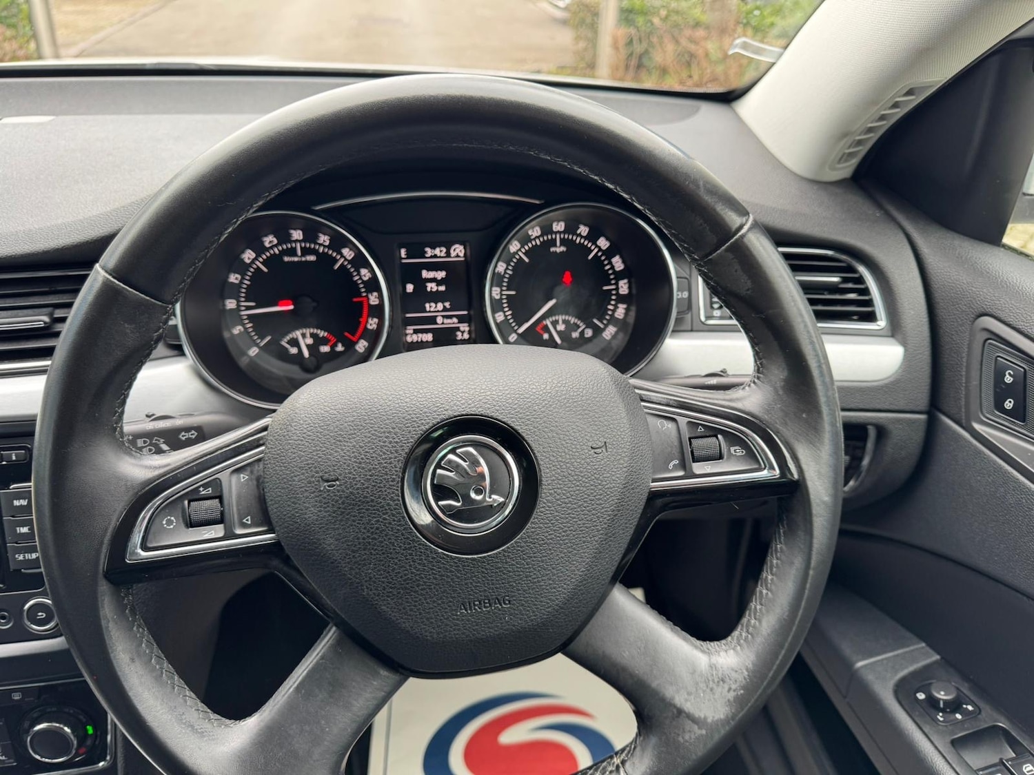 Used Skoda Superb 2014 for sale - 77901244: Photo 17