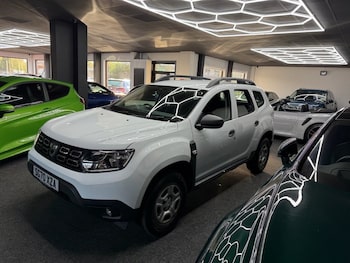 Used Dacia Duster 2020 for sale - 76333631: Photo