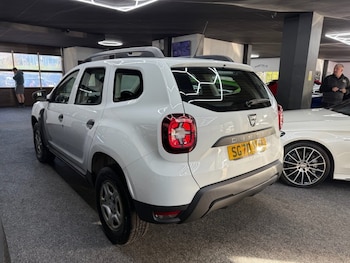 Used Dacia Duster 2020 for sale - 76333631: Photo