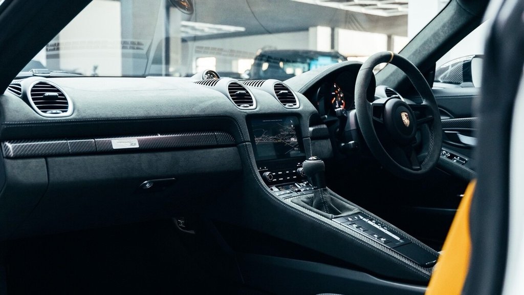 Used Porsche Cayman 2025 for sale - 76509502: Photo 43