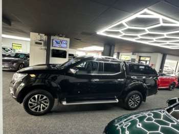 Used Nissan Navara 2019 for sale - 74867137: Photo