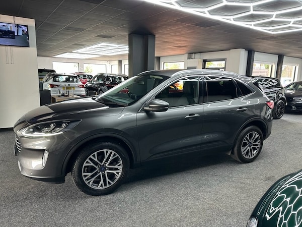 Used Ford Kuga 2022 for sale - 74332485: Photo 2